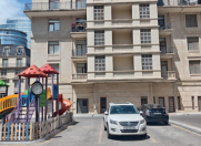 İcarəyə verilir 4 otaqlı 157 m2 yeni tikili Ağ şəhər