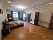 İcarəyə verilir 4 otaqlı 180 m2 yeni tikili Nəsimi r.