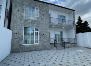 Satılır 4 otaqlı 180 m2 həyət evi Binə