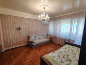 İcarəyə verilir 3 otaqlı 90 m2 köhnə tikili Nəriman Nərimanov m.