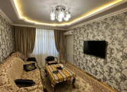 Satılır 5 otaqlı 150 m2 köhnə tikili Nizami m.