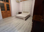 İcarəyə verilir 3 otaqlı 90 m2 köhnə tikili Nəriman Nərimanov m.