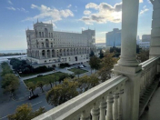 Satılır 3 otaqlı 85 m2 köhnə tikili Azadlıq meydanı