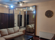 İcarəyə verilir 3 otaqlı 174 m2 yeni tikili 8 Noyabr m.