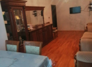 Satılır 4 otaqlı 115 m2 köhnə tikili İnşaatçılar m.