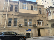 Satılır 3 otaqlı 70 m2 köhnə tikili Sahil m.