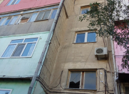 Satılır 3 otaqlı 70 m2 köhnə tikili Heydər Əliyev Mərkəzi