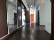 Satılır 3 otaqlı 150 m2 yeni tikili Gənclik m.