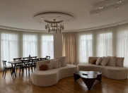 Satılır 4 otaqlı 194 m2 yeni tikili Şah İsmayıl Xətai m.