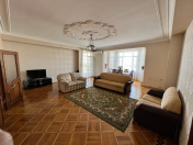 İcarəyə verilir 2 otaqlı 85 m2 yeni tikili 28 May m.