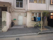 Satılır 3 otaqlı 62 m2 köhnə tikili Nərimanov r.