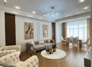 Satılır 4 otaqlı 160 m2 yeni tikili Nəriman Nərimanov m.