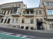 Satılır 5 otaqlı 60 m2 obyekt 28 May m.