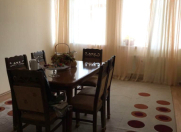 Satılır 2 otaqlı 80 m2 köhnə tikili İnşaatçılar m.