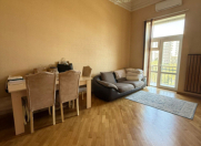 Satılır 2 otaqlı 70 m2 köhnə tikili İçəri Şəhər m.