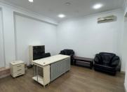 İcarəyə verilir 3 otaqlı 95 m2 obyekt 28 May m.