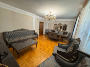 Satılır 4 otaqlı 112 m2 köhnə tikili Nəsimi m.