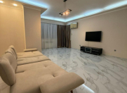 İcarəyə verilir 2 otaqlı 103 m2 yeni tikili Şah İsmayıl Xətai m.