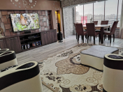 İcarəyə verilir 1 otaqlı 102 m2 yeni tikili 8 Noyabr m.