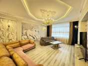 Satılır 4 otaqlı 220 m2 yeni tikili Caspian Plaza