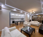 İcarəyə verilir 3 otaqlı 90 m2 yeni tikili Xətai r.