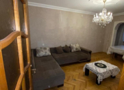 Satılır 4 otaqlı 100 m2 köhnə tikili Həzi Aslanov m.