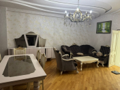 Satılır 5 otaqlı 180 m2 yeni tikili Nizami m.