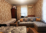 Satılır 1 otaqlı 40 m2 köhnə tikili Sahil m.