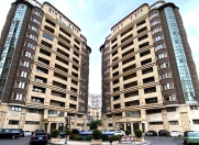 Satılır 4 otaqlı 195 m2 yeni tikili Bakı