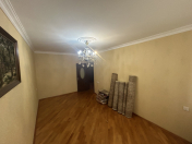 Satılır 4 otaqlı 100 m2 köhnə tikili Sumqayıt