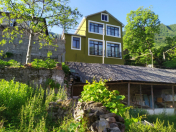 İcarəyə verilir 4 otaqlı 100 m2 həyət evi Qax