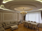 İcarəyə verilir 3 otaqlı 137 m2 yeni tikili Şah İsmayıl Xətai m.