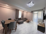 İcarəyə verilir 4 otaqlı 200 m2 yeni tikili Xətai r.