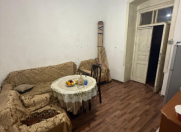 Satılır 2 otaqlı 44 m2 köhnə tikili 28 May m.