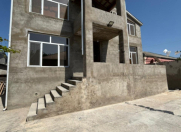 Satılır 6 otaqlı 120 m2 həyət evi Y.Suraxanı