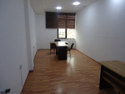 İcarəyə verilir 1 otaqlı 48 m2 ofis Nəriman Nərimanov m.