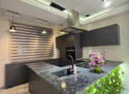 Satılır 2 otaqlı 72 m2 yeni tikili Tibb Universiteti