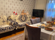 Satılır 2 otaqlı 50 m2 köhnə tikili Yasamal r.