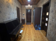 Satılır 4 otaqlı 200 m2 həyət evi Əmircan