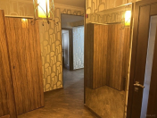 Satılır 4 otaqlı 80 m2 köhnə tikili Yasamal r.