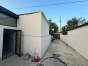 Satılır 3 otaqlı 80 m2 həyət evi İnşaatçılar m.