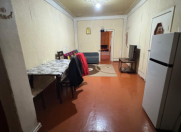 Satılır 2 otaqlı 60 m2 köhnə tikili Nəsimi m.