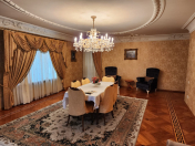 İcarəyə verilir 3 otaqlı 140 m2 yeni tikili Rusiya səfirliyi