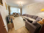 Satılır 2 otaqlı 76 m2 köhnə tikili İnşaatçılar m.