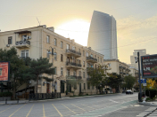 İcarəyə verilir 2 otaqlı 60 m2 köhnə tikili Xətai r.