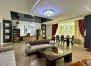 Satılır 5 otaqlı 250 m2 yeni tikili 28 May m.