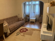 Satılır 2 otaqlı 48 m2 köhnə tikili İnşaatçılar m.