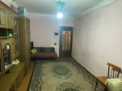 Satılır 2 otaqlı 55 m2 köhnə tikili 8 km