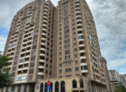 Satılır 4 otaqlı 173 m2 yeni tikili 28 May m.