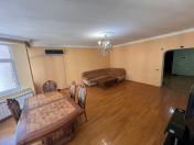 Satılır 3 otaqlı 142 m2 yeni tikili 8 Noyabr m.